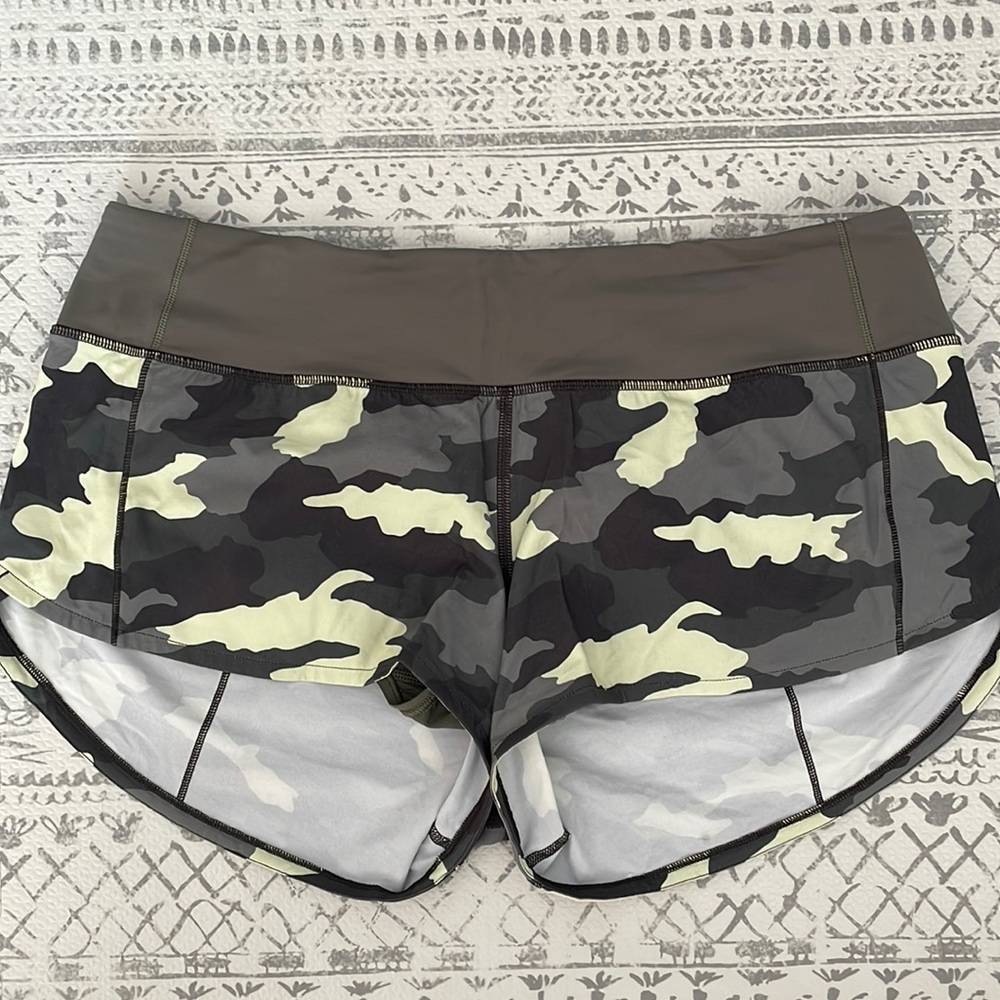 Lululemon Speed Up Low Rise Lined Short - 2.5"